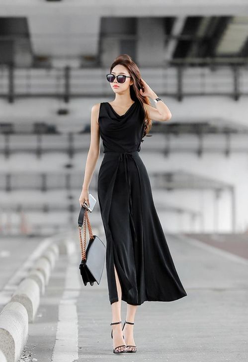 小姐姐氣質優(yōu)雅,風韻十足,展現(xiàn)十足女人味