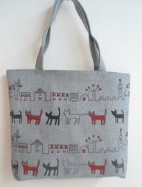 時(shí)尚新品到貨 包包、服裝、鞋帽、箱包全面上新